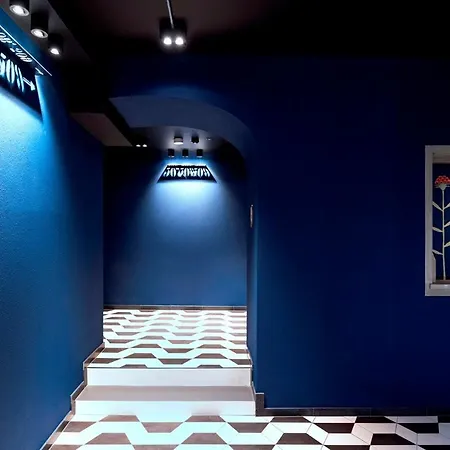 The Lubo - Self Check-in